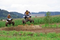 Stoppelfeld-Rennen: auf dem Manhart-Hof stets unter dem Stern eines guten Zwecks