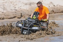 Mudfest am 18. und 19. August 2012 auf dem Gelände des MC Ludwigslust: mit grooooßer, tiiiiifer Schlammgrube