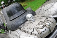 Mussgnug KFX 700, aufwändig: Totenkopf- und Skelett-Decors