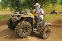 ECHT Endurocup Hessen Thüringen  Torsten Harz wird auch in diesem Jahr wieder auf einer Schwarz-Gelben zu sehen sein