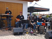 Quadconnection, Frühlingsfest 2012 mit Live-Musik der Band ‚Sound Cocktail‘