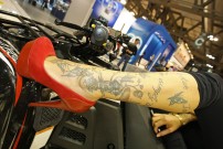 EICMA 2012: neckische Dekoration auf dem Aeon-Stand