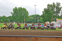 Grasbahnrennen Rastede 2013: Mitfahren kann jeder, und das mit weitgehend serienmäßigen ATVs und Quads