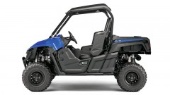 Yamaha Wolverine R in ‚Yamaha Blue‘: sportliches Chassis mit langen Federwegen und hoher Bodenfreiheit