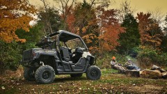 Yamaha Wolverine R: Ladefläche für Nutzlasten bis zu 136 kg, Anhänge-Zuglast von 680 kg