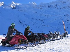 HB-Adventure Switzerland: umweltfreundlicher Fahrspaß im Winter mit dem E-Motorschlitten