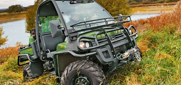 John Deere Gator UXV 855 D 4x4: jetzt mit neuer Servolenkung erhältlich