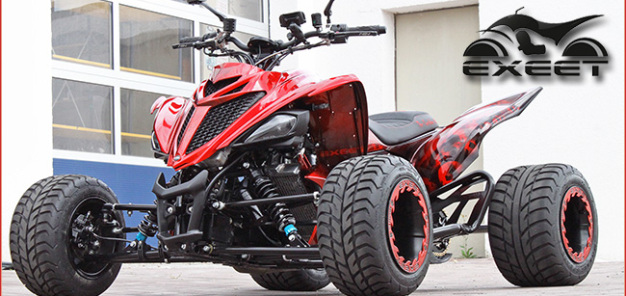 Exeet V990R: basiert auf der Yamaha YFM 700 Raptor, die mit dem LC8-Triebwerk einer KTM Superduke 990 ausgerüstet ist