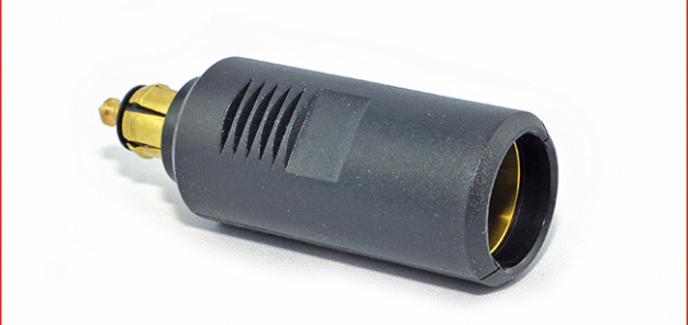 Baas bike parts BA15 Adapter: einteiliger Steckadapter für den Anschluss von Auto-Zigarettenstecker an eine Motorrad-Steckdose