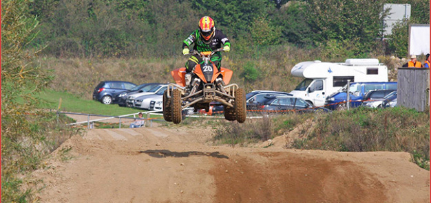 Nachwuchs Star Boje Lorenzen: erste Rennerfahrungen 2011 bei der ADAC Quad Parallel Race Serie gesammelt